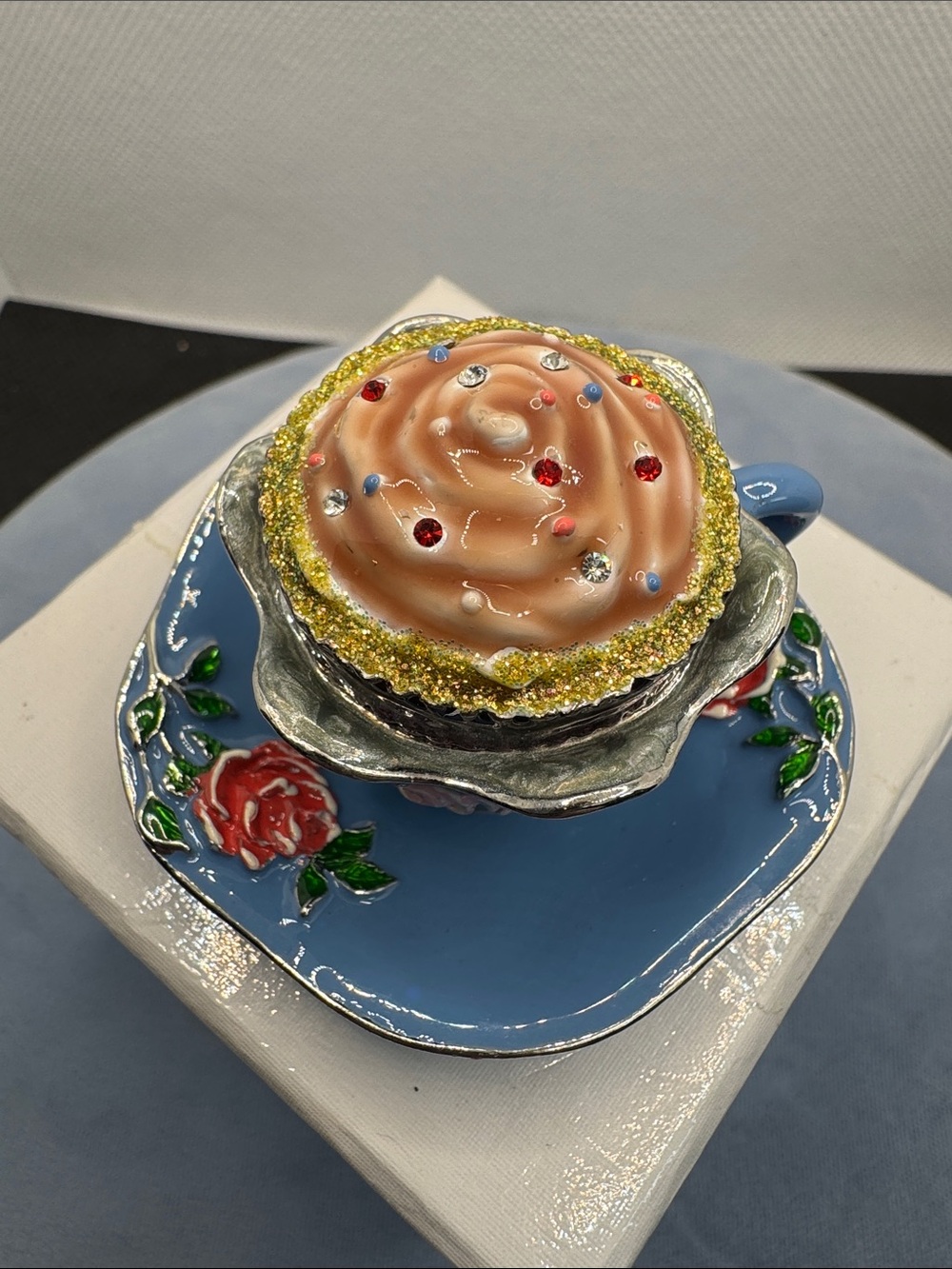 Cupcake Cupboard Teacup Trinket Box - Blue with Gold & Pink Frosting 20/100 - Picture 3 of 10